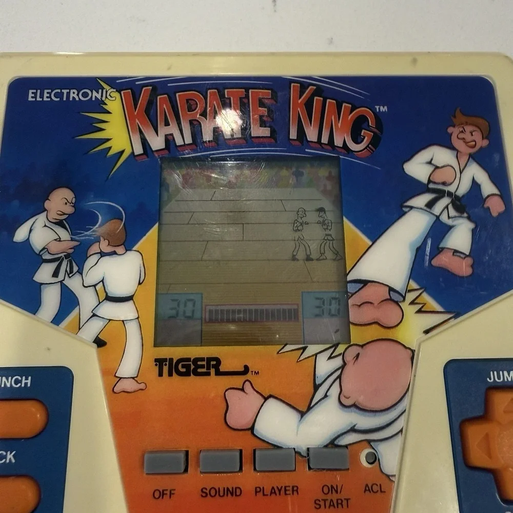 Karate King Tiger Electronics‎ Handheld LCD Game 1987 Vintage Tested Working